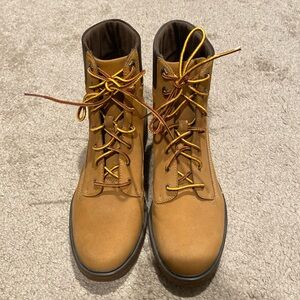 Timberland leather boots
